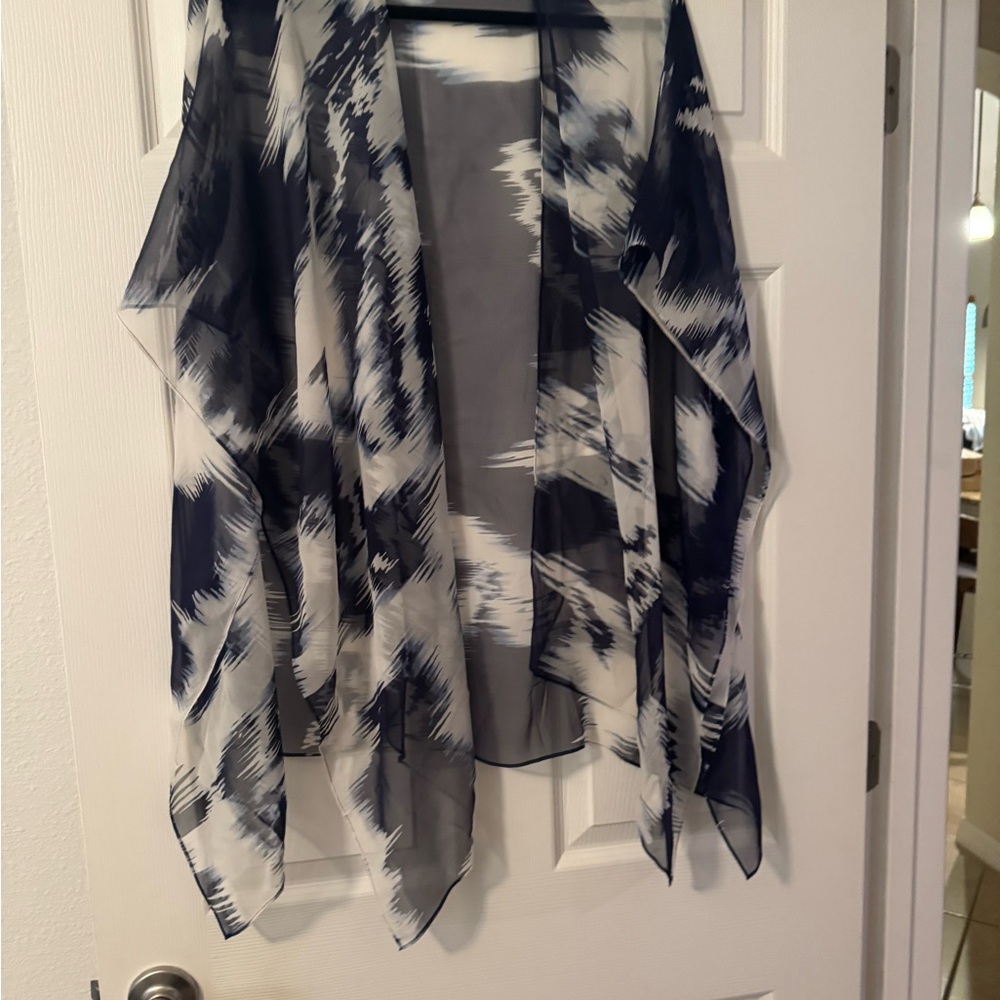 Chico's Navy and White Sheer Wrap